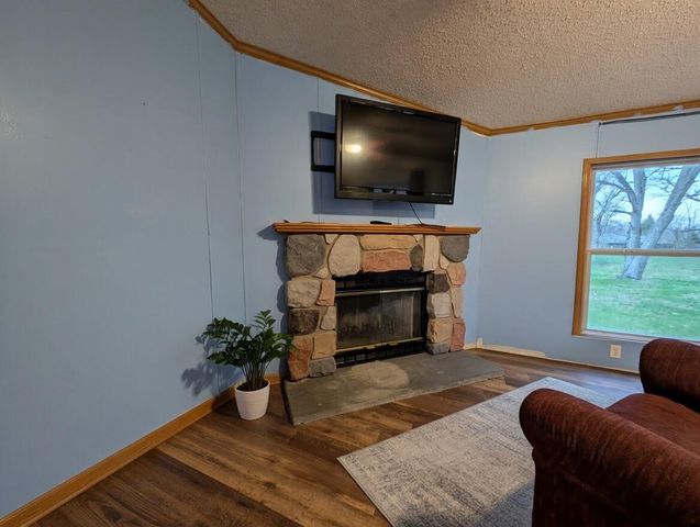 14874 Heritage Drive W, Wheatfield, IN 46392