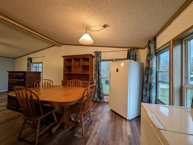 14874 Heritage Drive W, Wheatfield, IN 46392