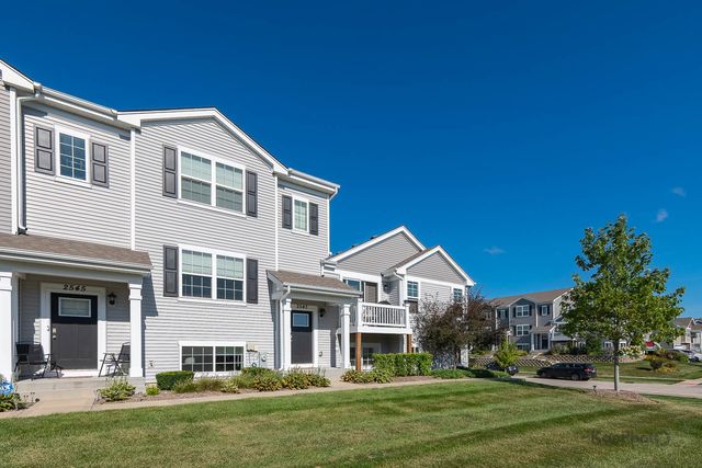 2543 Bella Drive, Pingree Grove, IL 60140