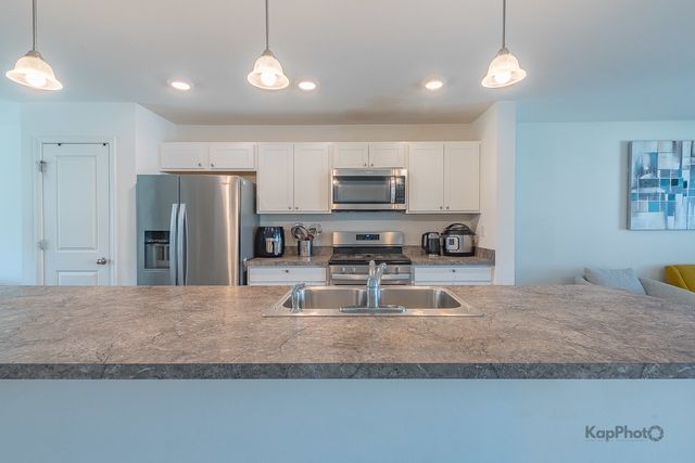 2543 Bella Drive, Pingree Grove, IL 60140