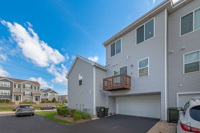 2543 Bella Drive, Pingree Grove, IL 60140