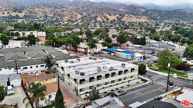 2005 Grismer Avenue, Burbank, CA 91504