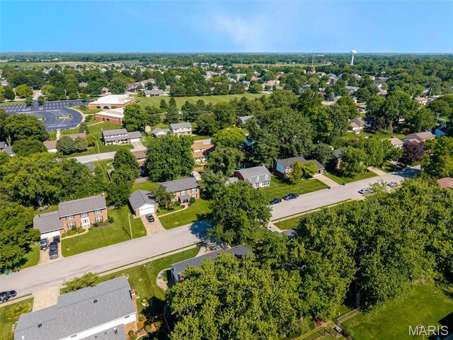 813 Meadowlark Drive, O'fallon, IL 62269