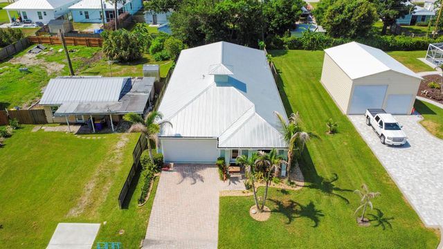 1006 SW 34th Terrace, Palm City, FL 34990