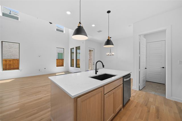 15518 Crape Myrtle Road, Frisco, TX 75035