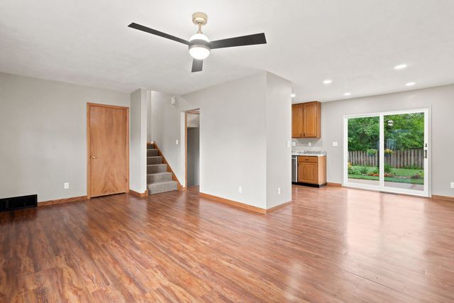 3026 W Rusholme Street, Davenport, IA 52804