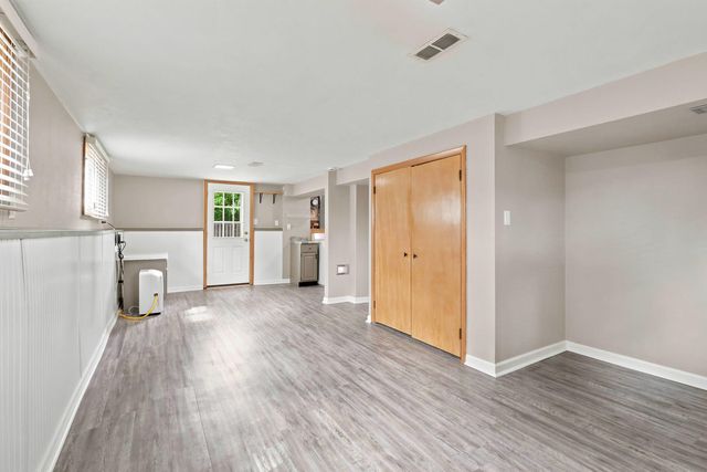 3026 W Rusholme Street, Davenport, IA 52804