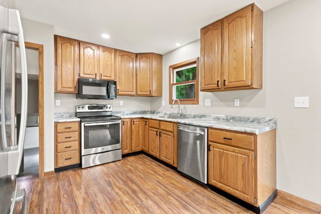 3026 W Rusholme Street, Davenport, IA 52804
