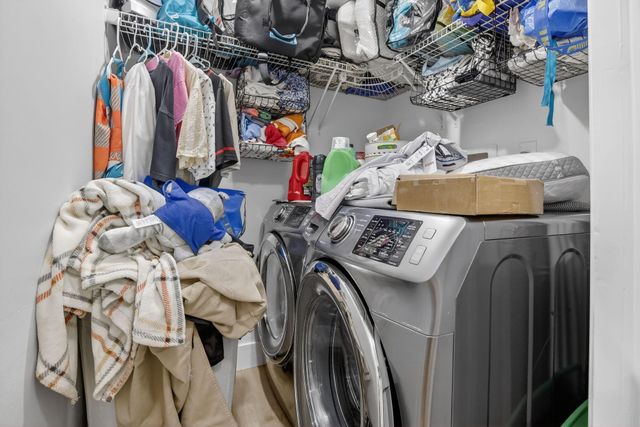 1051 NW 124th Ter, Sunrise, FL 33323