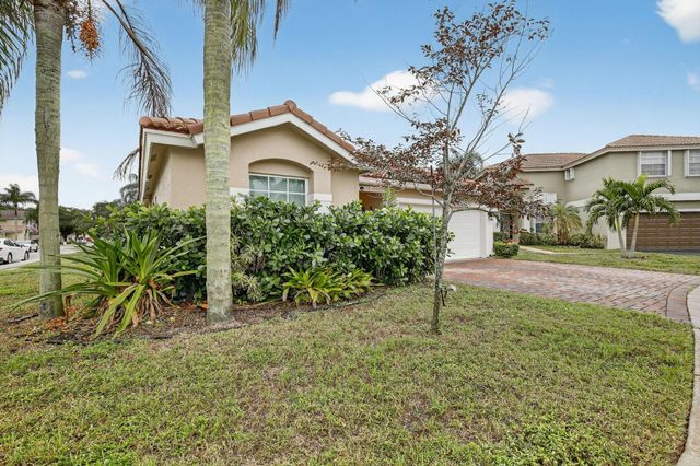 1051 NW 124th Ter, Sunrise, FL 33323