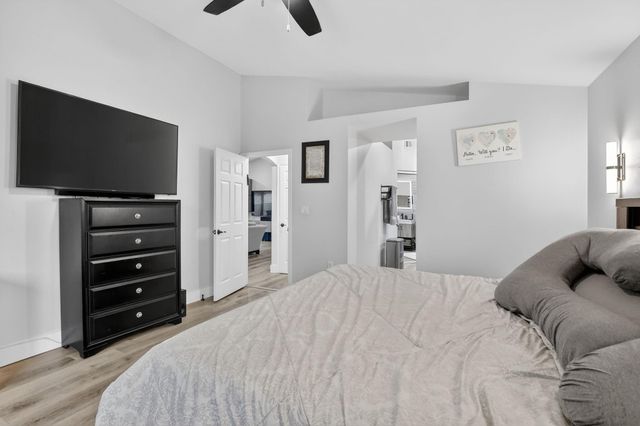 1051 NW 124th Ter, Sunrise, FL 33323