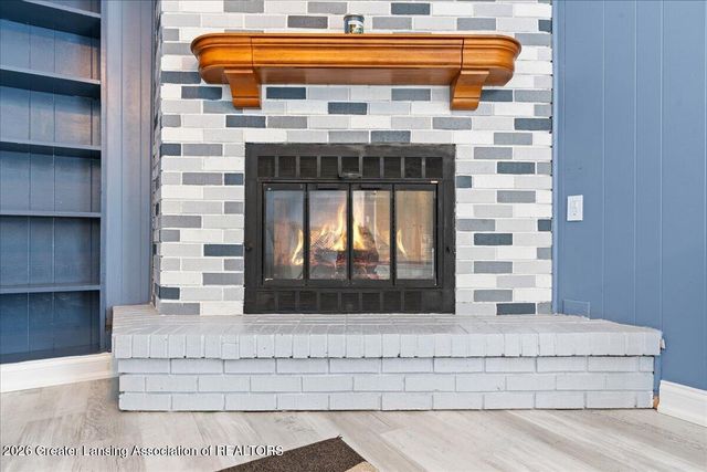 537 Vanderveen Drive, Mason, MI 48854