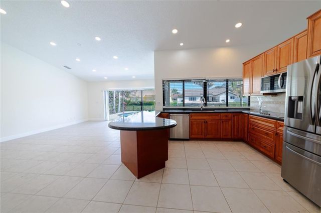 1260 NW 101st Avenue, Plantation, FL 33322