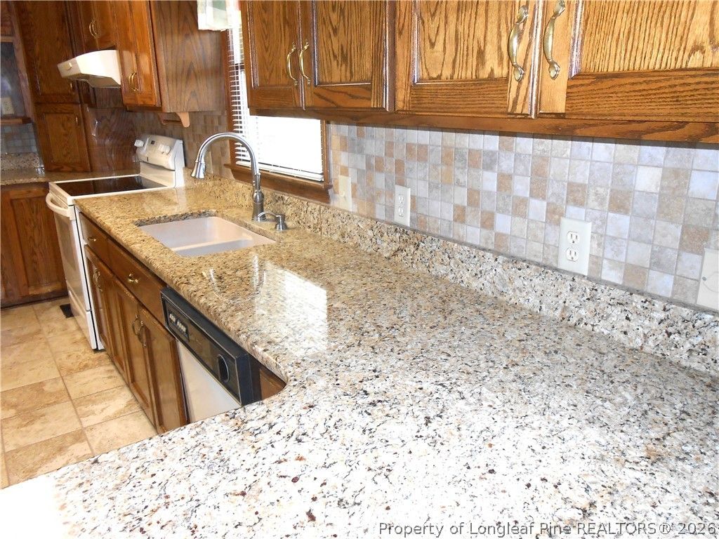 644 Lamb Road, Lumberton, NC 28358 — photo 29