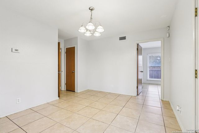 5702 Gabor, San Antonio, TX 78240