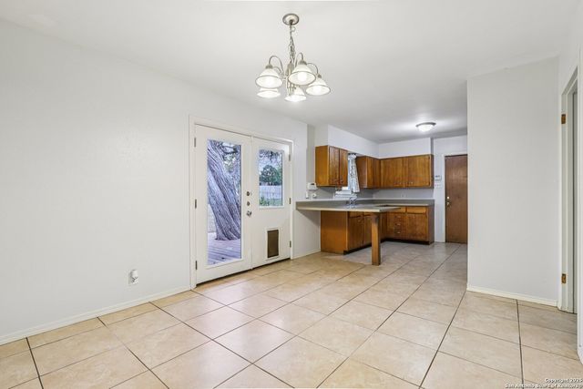 5702 Gabor, San Antonio, TX 78240