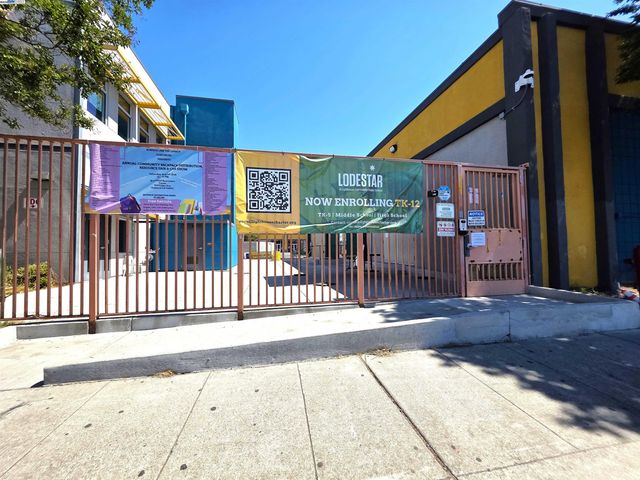 10468 West Court, Oakland, CA 94603