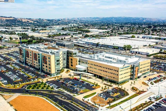 10468 West Court, Oakland, CA 94603