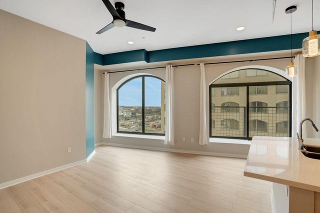 507 Sabine ST 1010, Austin, TX 78701