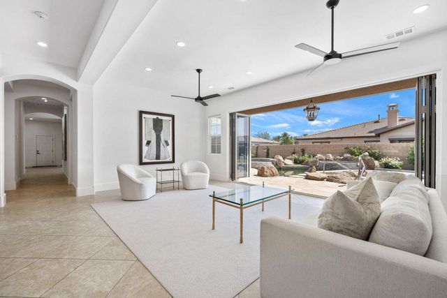 57806 Cantata Drive, La Quinta, CA 92253