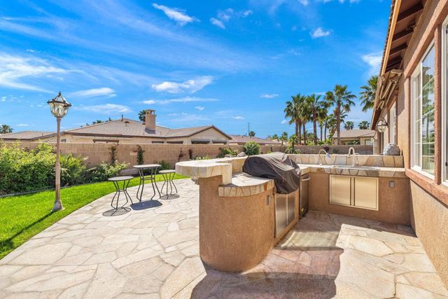 57806 Cantata Drive, La Quinta, CA 92253