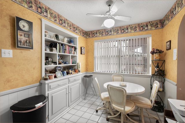 702 Hillside Drive, Sherman, TX 75090