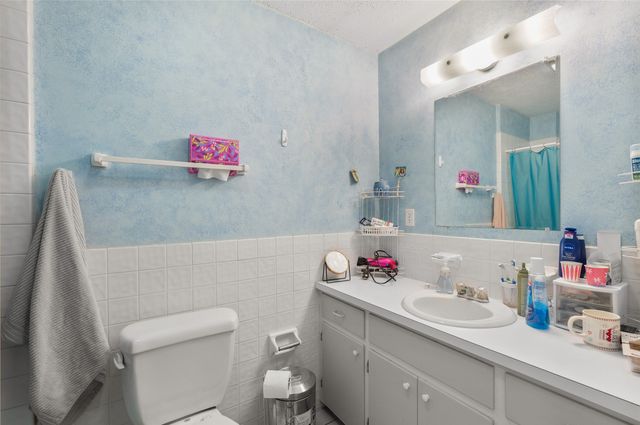 702 Hillside Drive, Sherman, TX 75090