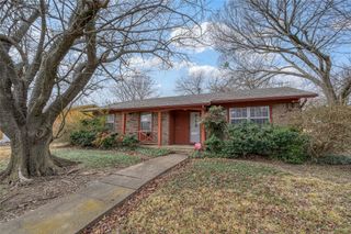 702 Hillside Drive, Sherman, TX 75090