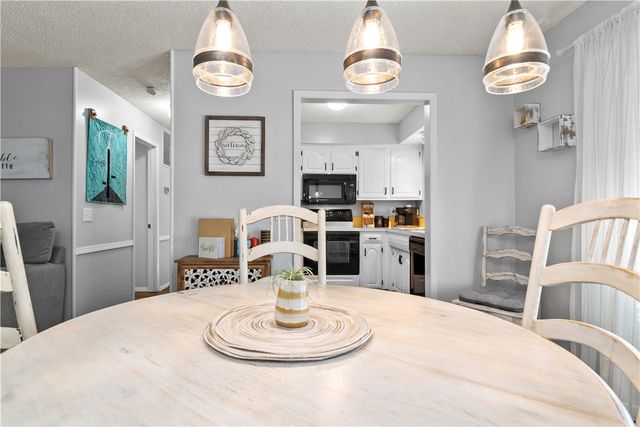 10 Victoria Lane, Bella Vista, AR 72715