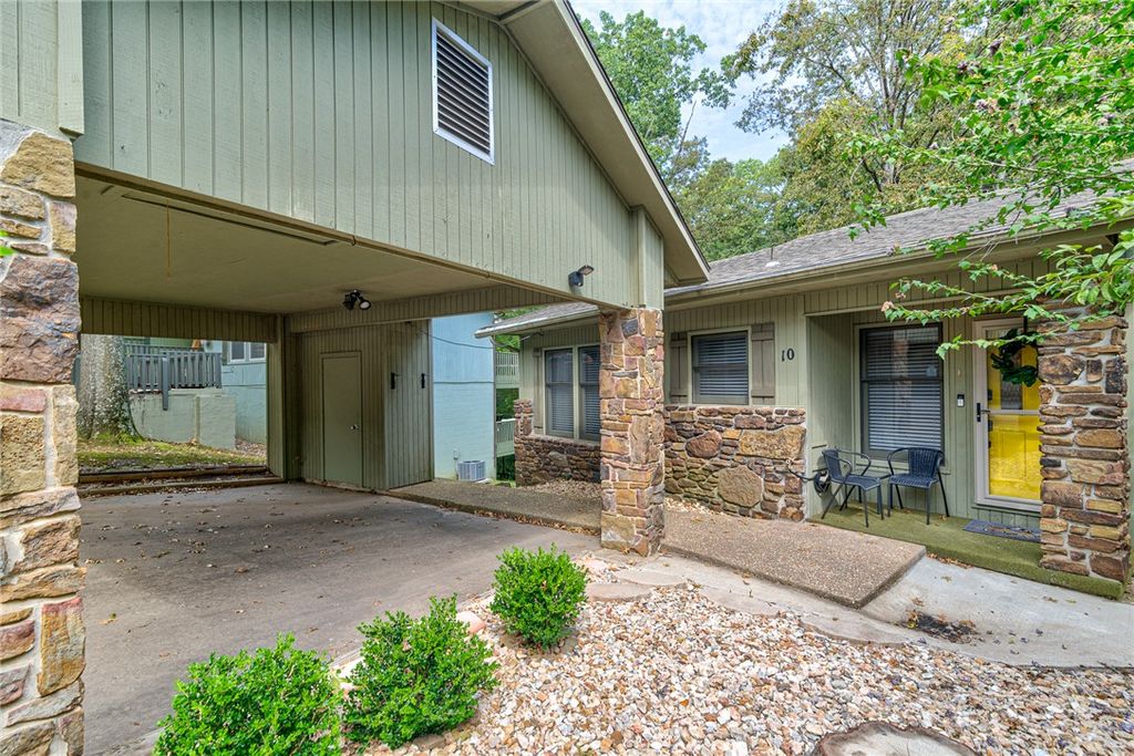 10 Victoria Lane, Bella Vista, AR 72715