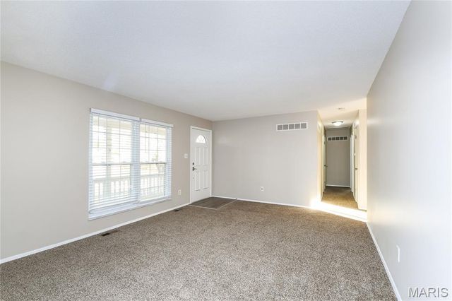 31 Four Winds Drive, St Peters, MO 63376