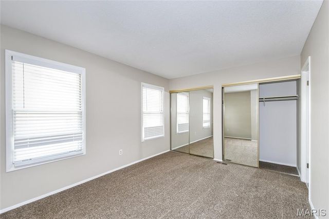 31 Four Winds Drive, St Peters, MO 63376