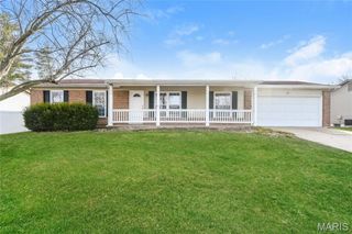 31 Four Winds Drive, St Peters, MO 63376