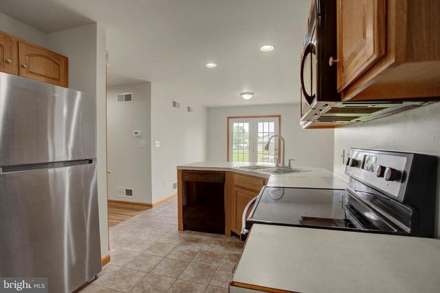 11496 WILLIAMSPORT PIKE, Greencastle, PA 17225