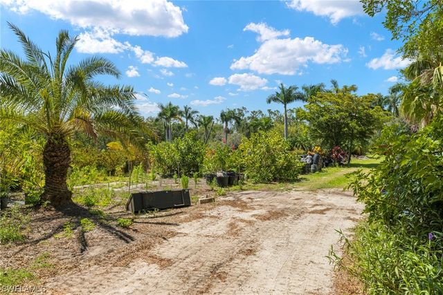 13100 Pinto LN, Fort Myers, FL 33912