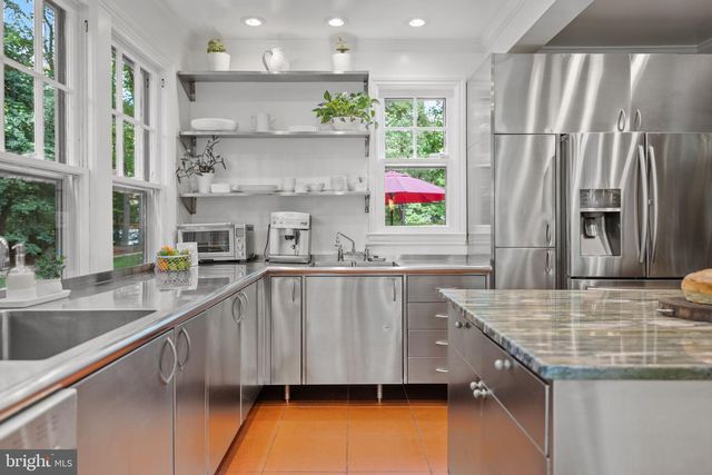 702 SLIGO CREEK PKWY, Takoma Park, MD 20912