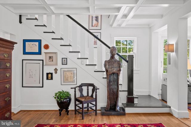 702 SLIGO CREEK PKWY, Takoma Park, MD 20912