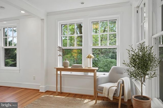 702 SLIGO CREEK PKWY, Takoma Park, MD 20912