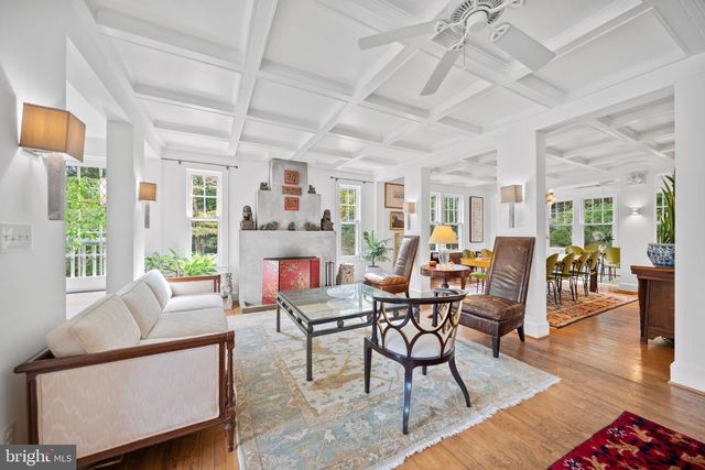 702 SLIGO CREEK PKWY, Takoma Park, MD 20912