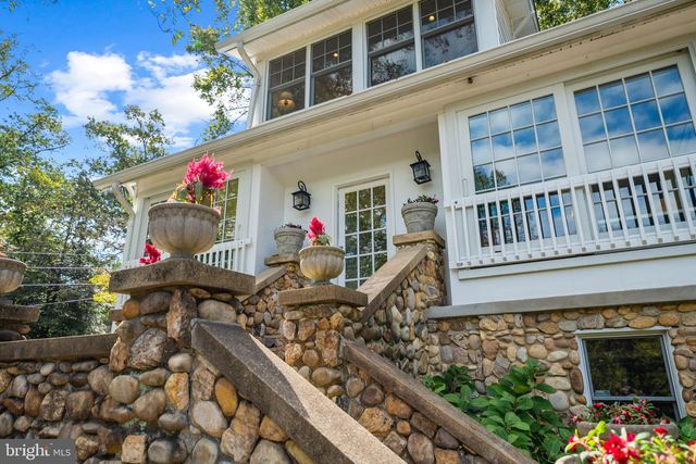 702 SLIGO CREEK PKWY, Takoma Park, MD 20912