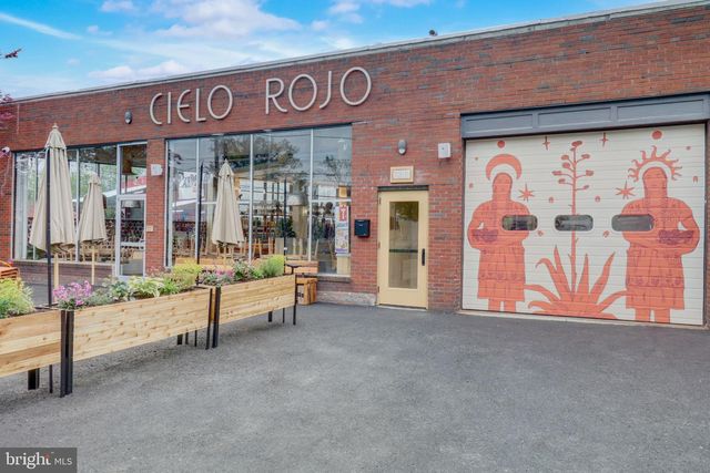 702 SLIGO CREEK PKWY, Takoma Park, MD 20912