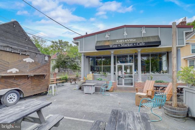 702 SLIGO CREEK PKWY, Takoma Park, MD 20912