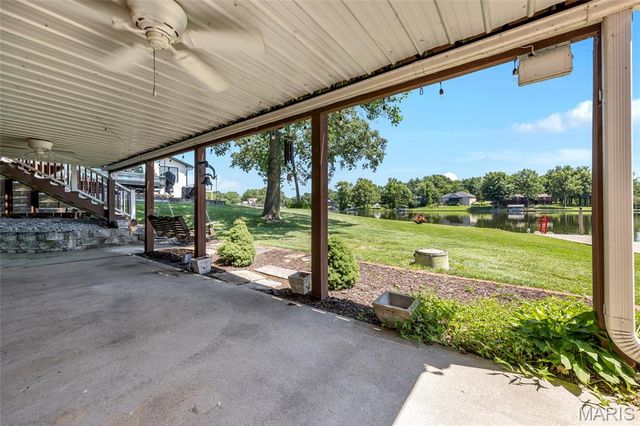 693 Boulevard De Cannes, Edwardsville, IL 62025