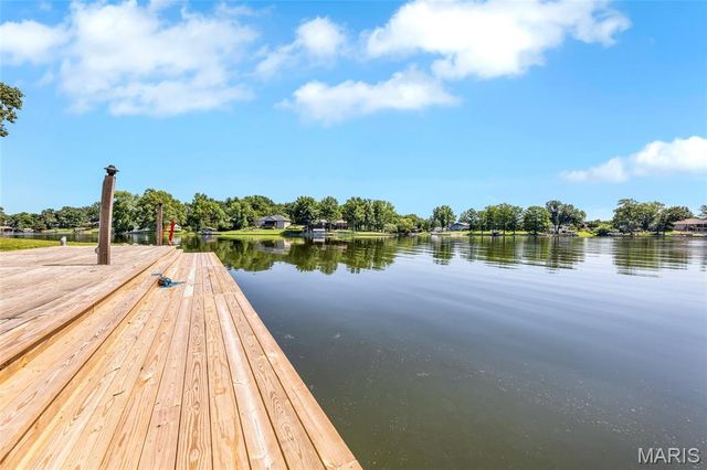 693 Boulevard De Cannes, Edwardsville, IL 62025