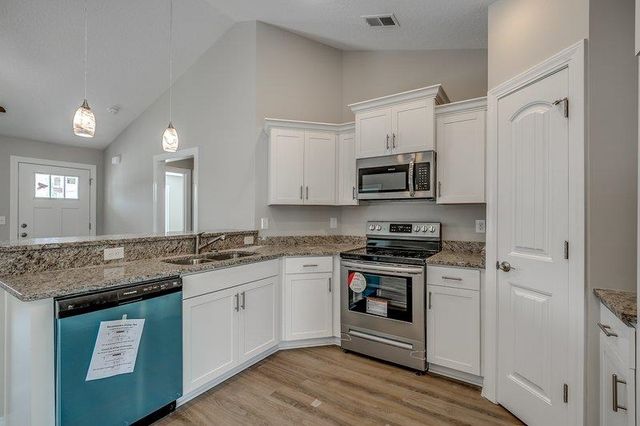 1276 Blue Moon Dr., Loris, SC 29569