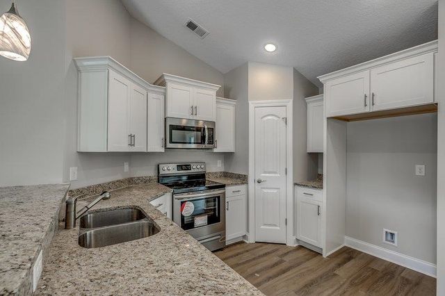 1276 Blue Moon Dr., Loris, SC 29569
