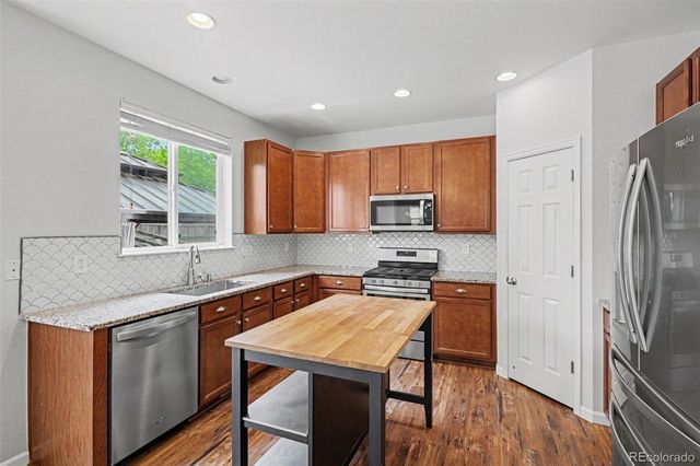 21220 E Bellewood Drive, Centennial, CO 80015