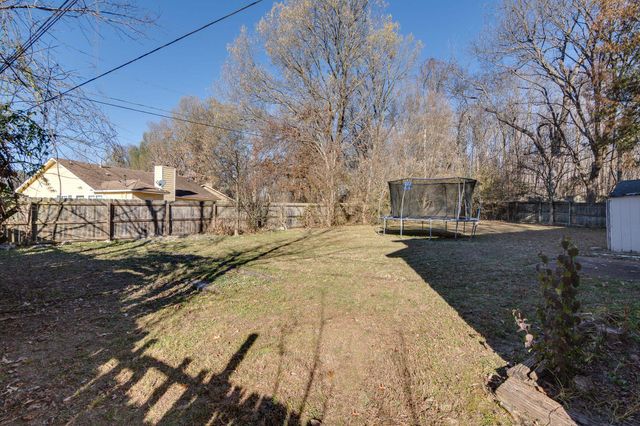 6055 HOLLYHEIGHTS CV, Millington, TN 38053