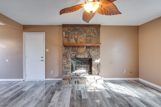 6055 HOLLYHEIGHTS CV, Millington, TN 38053