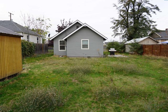 738 N 9th Ave, Walla Walla, WA 99362